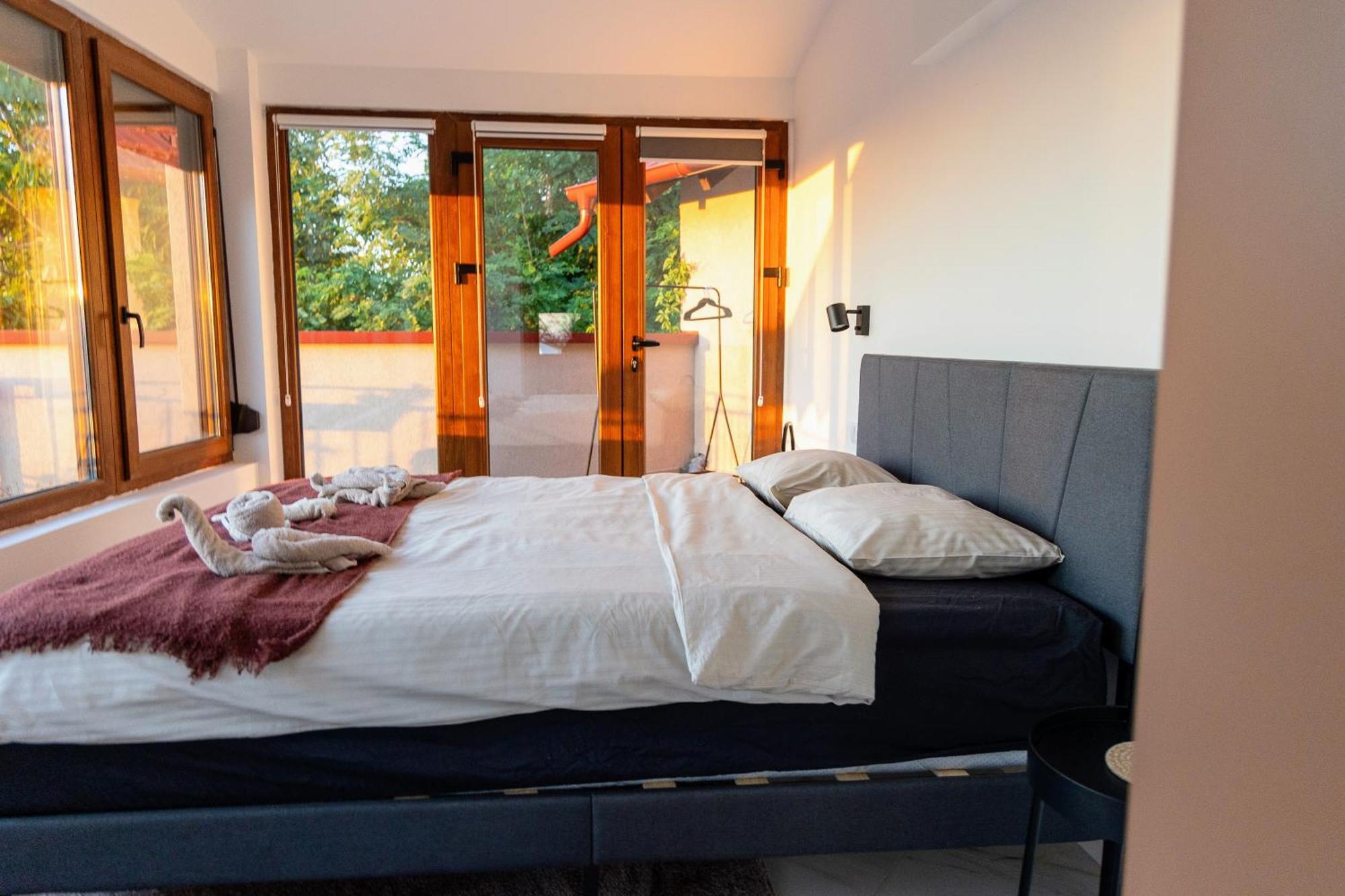 Sunset Home วรชาซ ภายนอก รูปภาพ