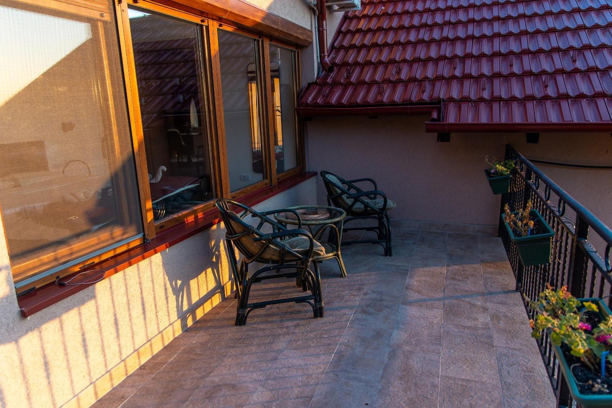 Sunset Home วรชาซ ภายนอก รูปภาพ